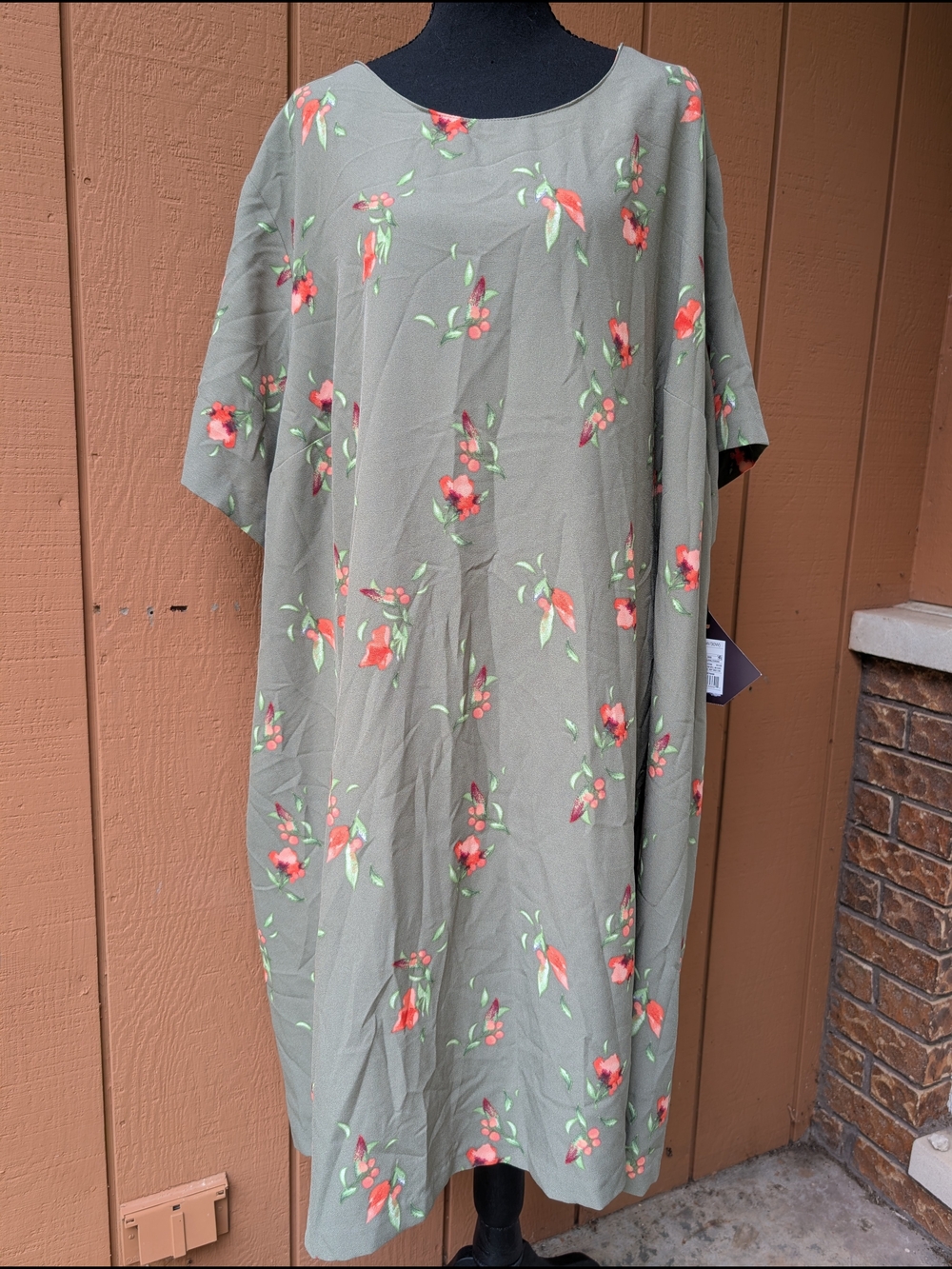 ​Ava & Viv Plus Size 4X (28W/30W) Olive Green Floral Tunic Dress NWT